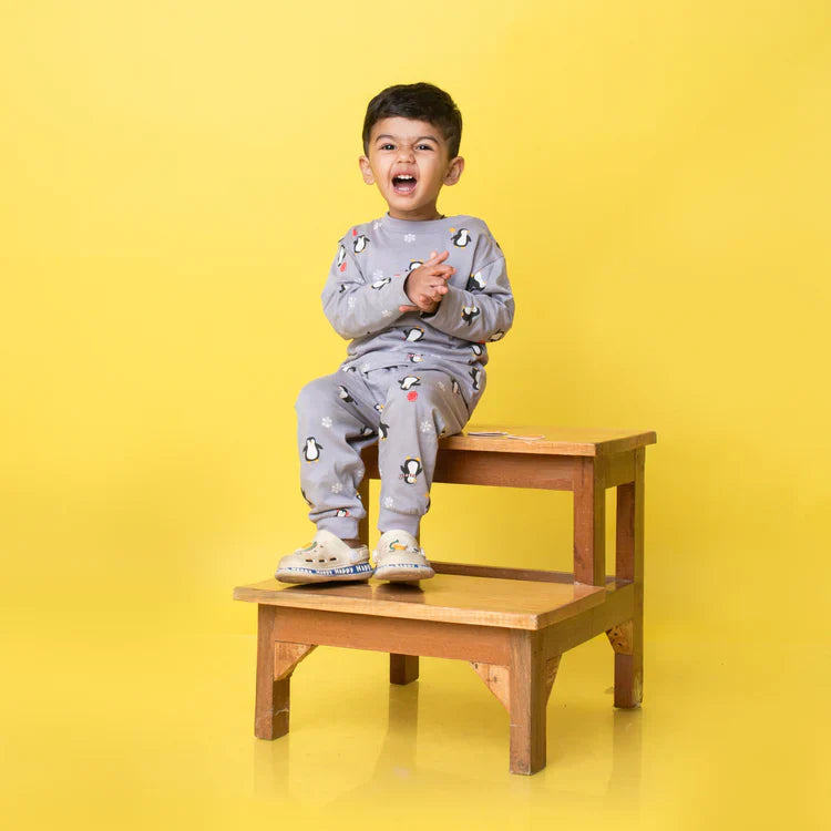Boys & Girls Full Sleeve Pajama Set – Cute Penguin Theme