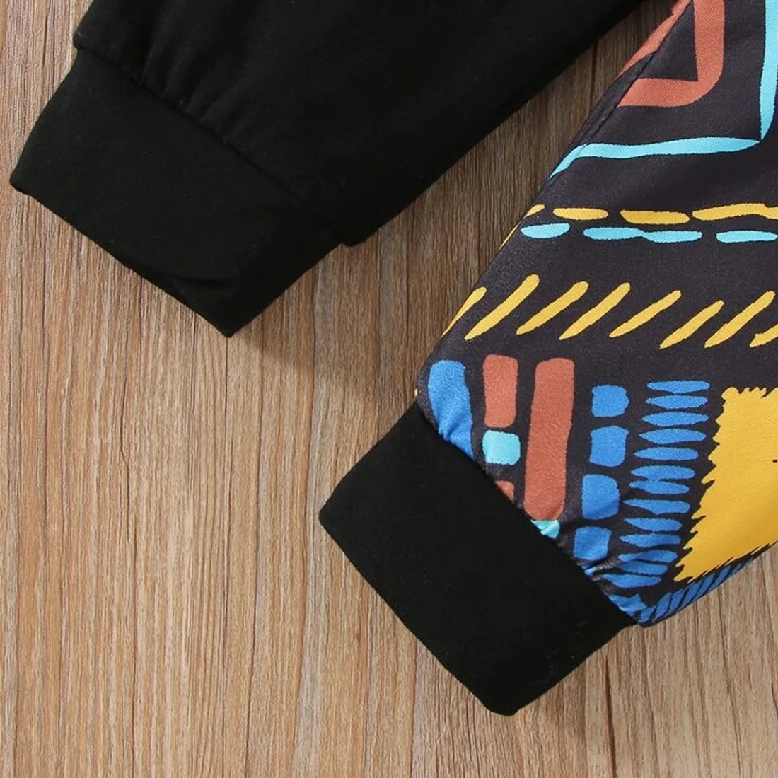 Baby Set Black Graphic Print & Cami T-shirt & Pant.