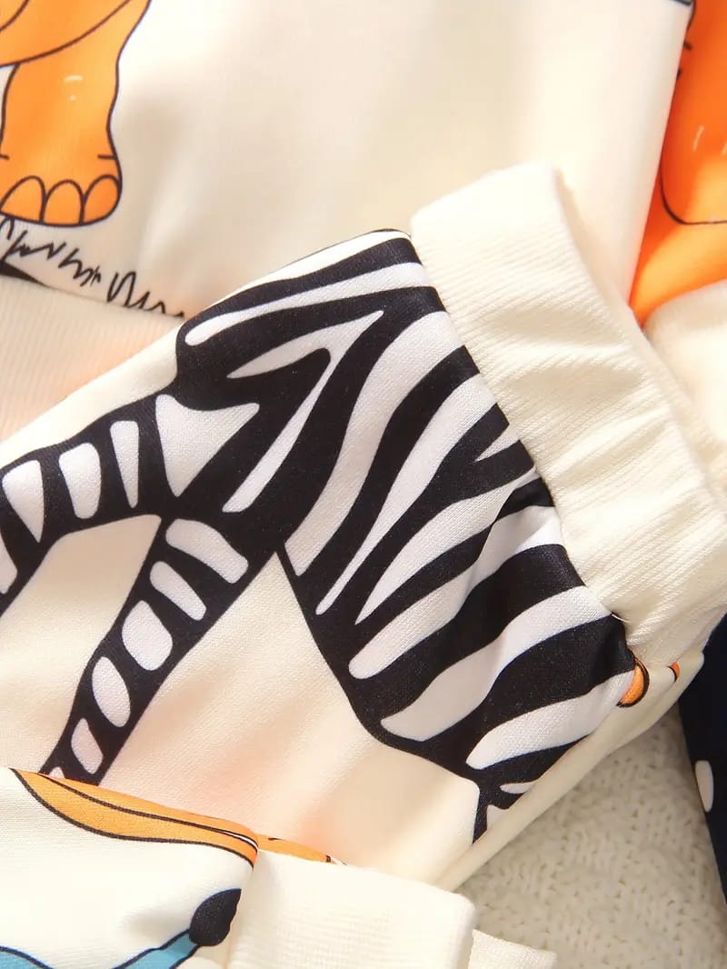 Bwools Stylish blue animal and white animal Set Black Graphic & Color block animal